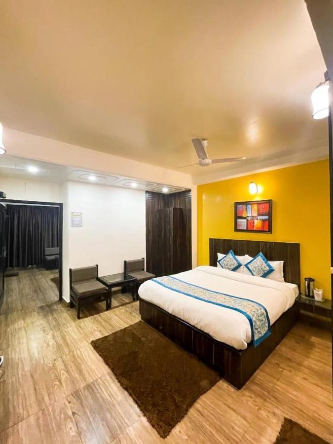 Hotel Sangeet Shimla Eksteriør billede